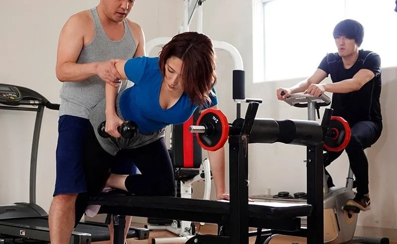 ông xã phát hiện vợ yêu cắm sừng với huấn luyện viên thể hình